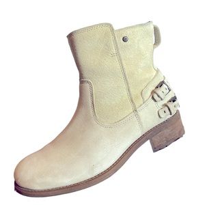 UGG Orion Cream Ankle Boots
